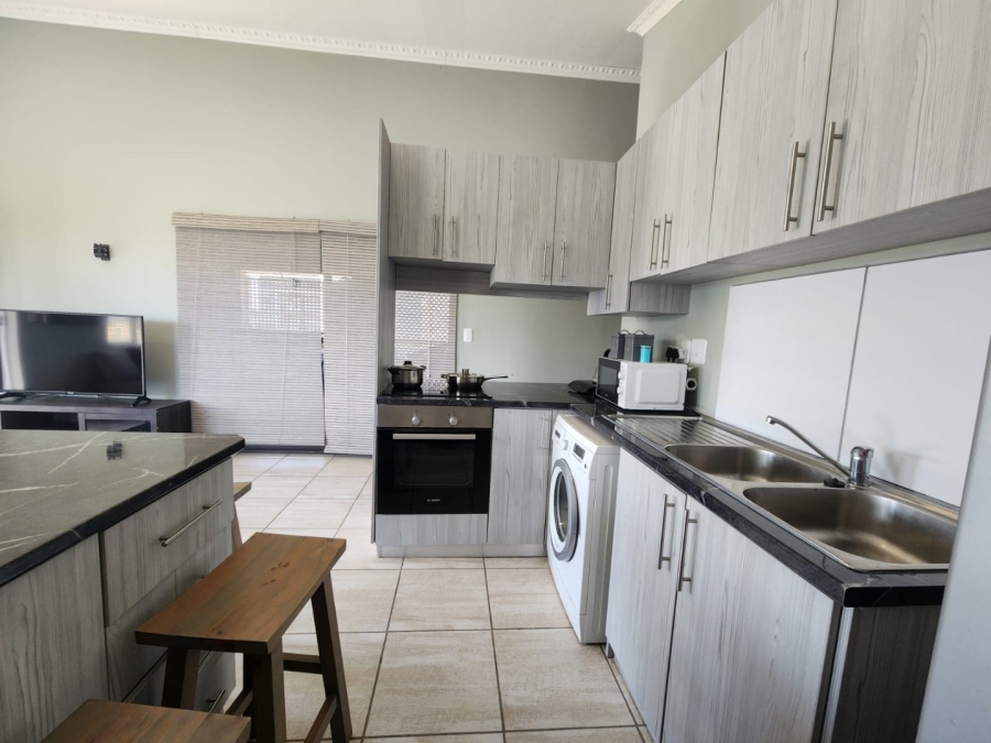 2 Bedroom Property for Sale in Pacaltsdorp Western Cape